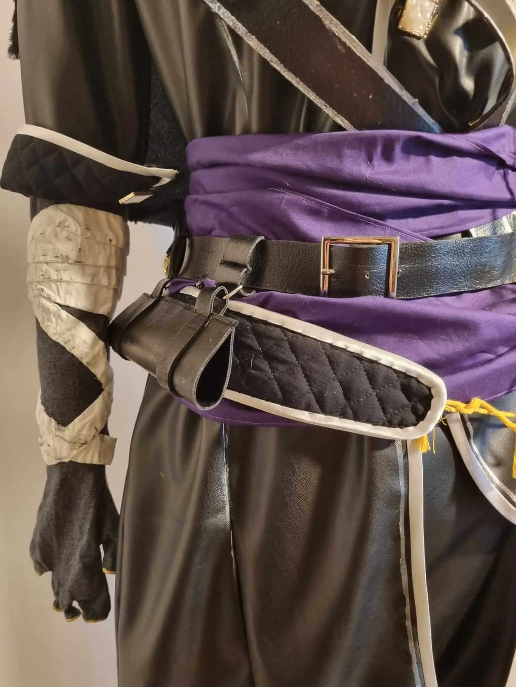 Détail de la ceinture de Verso Clair Obscur Expédition 33