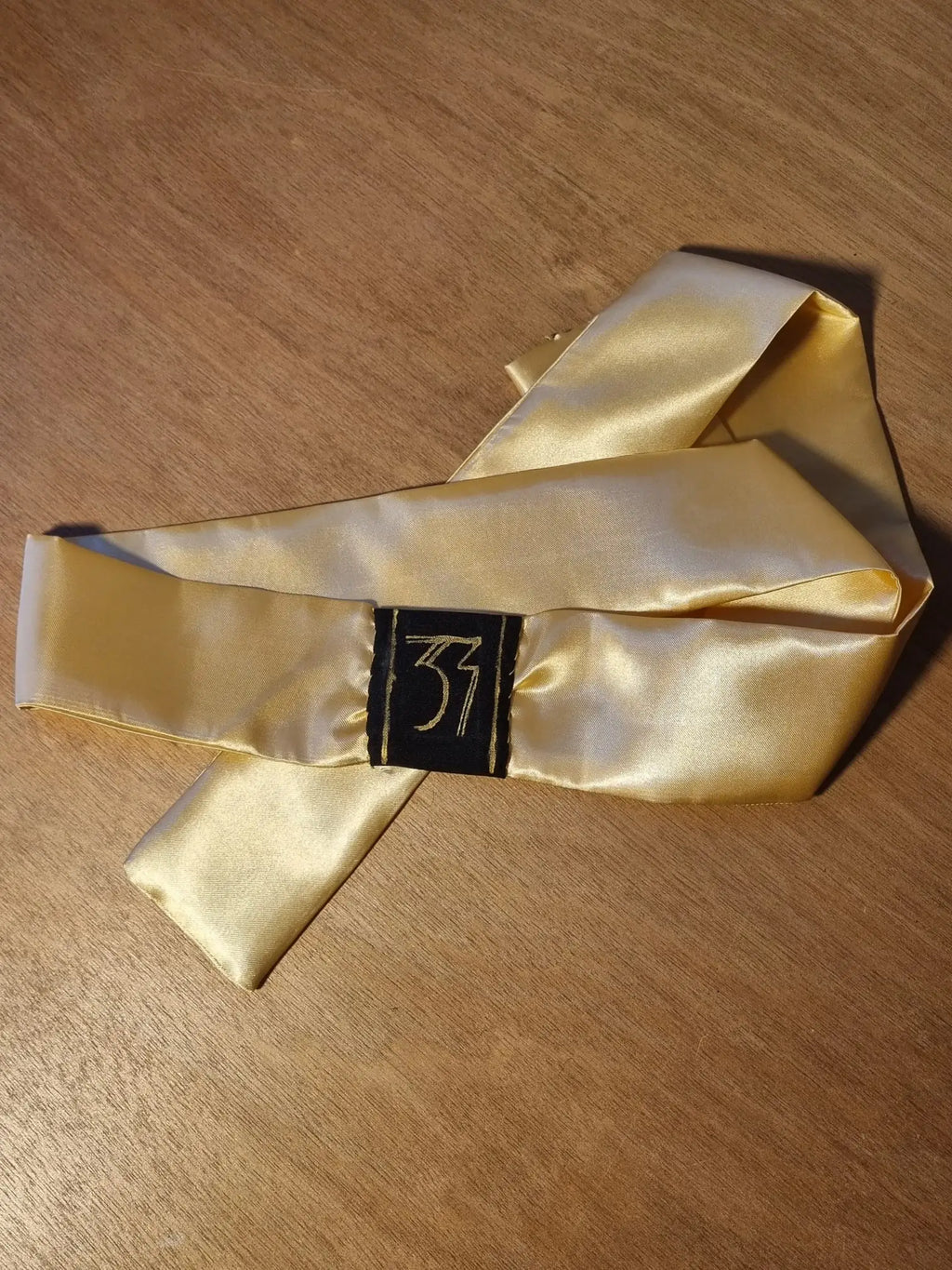 Brassard patch jaune sur-mesure pour cosplay Expédition 33